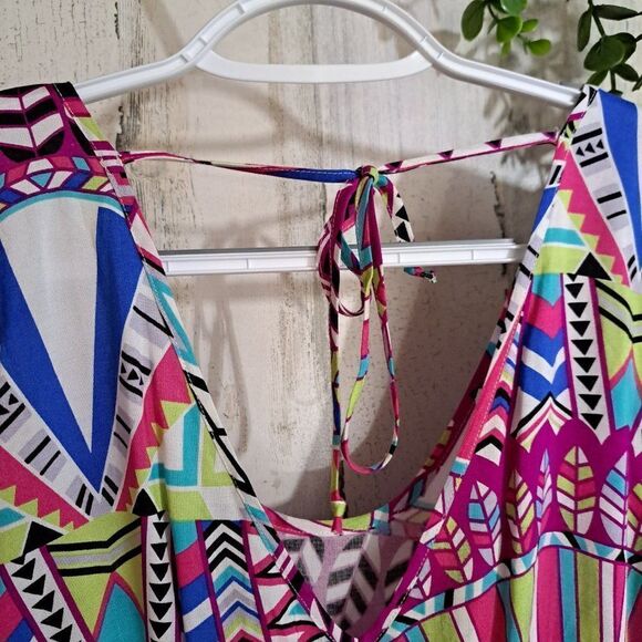 New Romeo & Juliet Romper - Picture 5 of 6